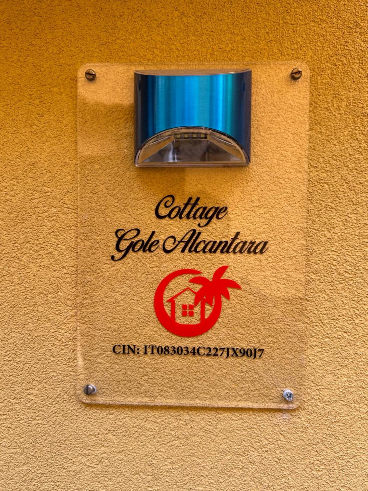 Cottage Gole Alcantara Pafumi Graniti Zewnętrze zdjęcie
